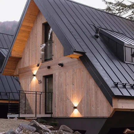 The Sopa - Heritage Premium Chalet