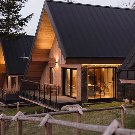 The Sopa - Heritage Premium Chalet