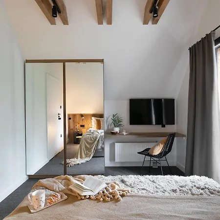 The Sopa - Heritage Premium シャレー ザコパネ